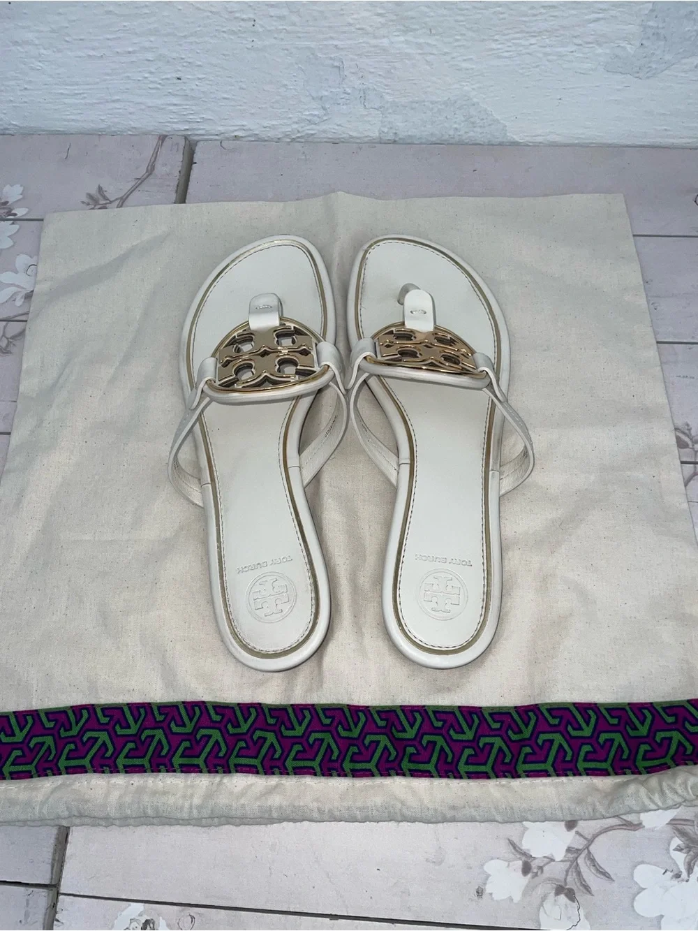 Tory Burch White Leather Gold Logo Thong Sandals